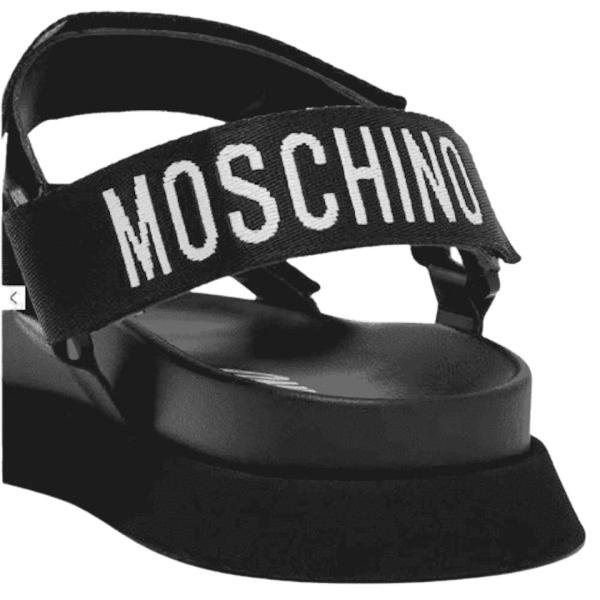 Moschino Fashionable Low Sandals