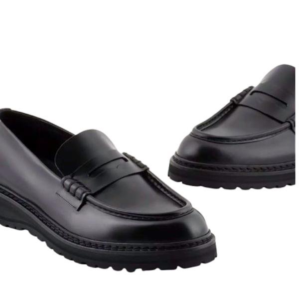 Giorgio Armani Leather Loafers